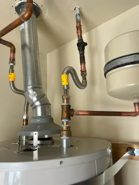Water heater installation and plumbing repair in Southwood Acres